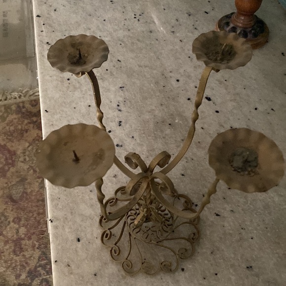 Metal candelabra - Picture 3 of 8